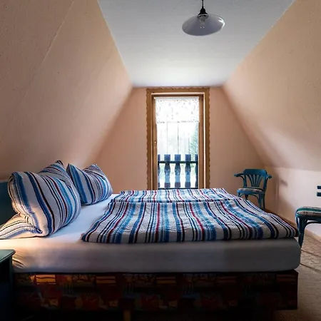 Otel Cafe Praelank Neustrelitz