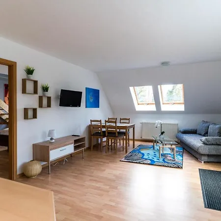 Cafe Praelank Otel *