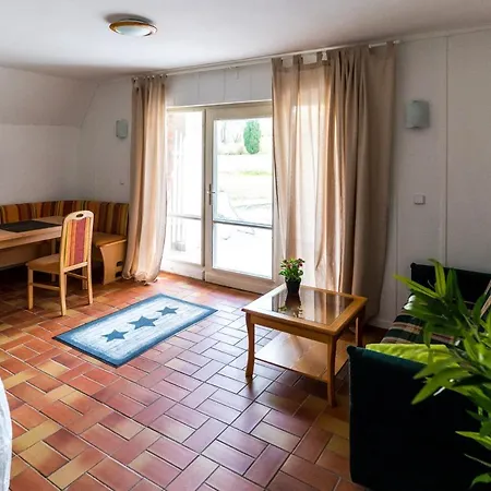 Cafe Praelank Otel *